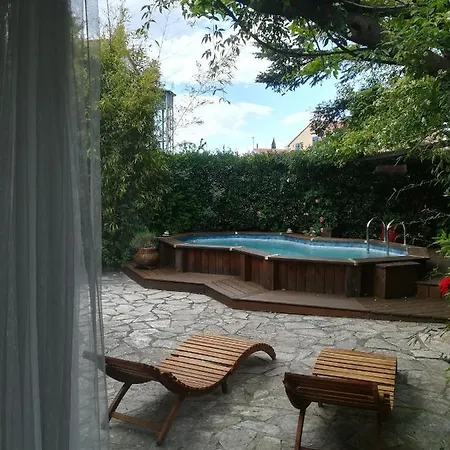 Grand Studio Avec Piscine Montpellier Exterior photo
